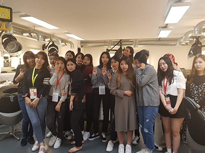 영국 본머스 초청 교수 강연 활동 사진2