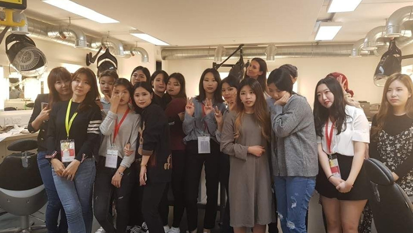 영국 본머스 초청 교수 강연 활동 사진2